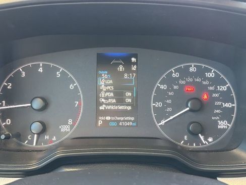 Used 2024 Toyota Corolla LE image 25