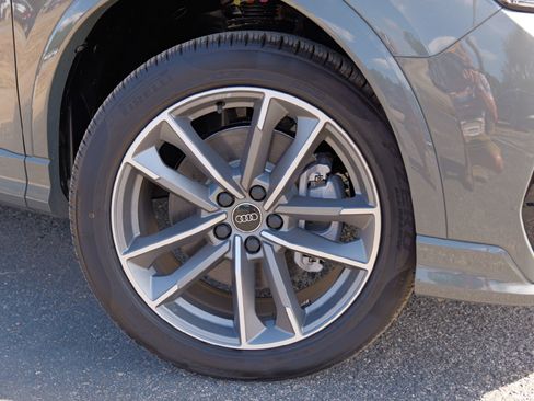 New 2025 Audi Q3 2.0T Premium image 2