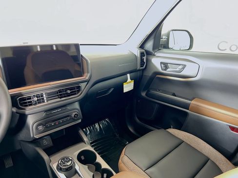 New 2026 Ford Bronco Sport Outer Banks w/ Outer Banks Tech Package+ AWD/4WD image 29