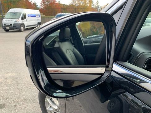 New 2026 Chrysler Pacifica Select FWD image 6