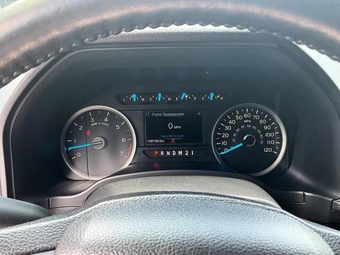 Used 2017 Ford F150 XLT w/ Equipment Group 302A Luxury AWD/4WD image 18