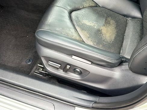 Used 2019 Toyota Camry XSE image 19