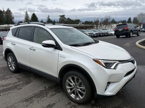 Used 2018 Toyota RAV4 Limited w/ Advanced Technology Package image 3