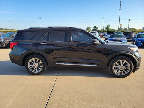 Used 2022 Ford Explorer Limited AWD/4WD image 5