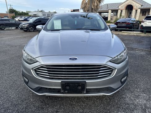 Used 2020 Ford Fusion SE w/ Equipment Group 151A FWD image 8