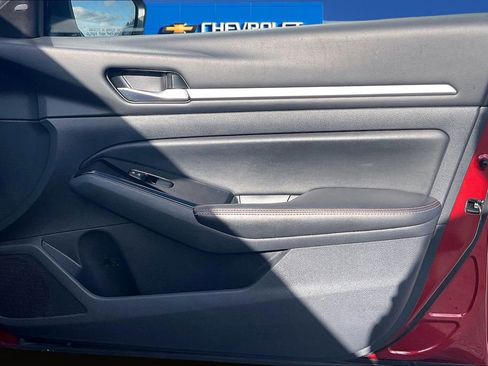 Used 2024 Nissan Altima 2.5 SR image 27