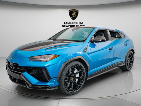 Used 2024 Lamborghini Urus Performante AWD/4WD image 3