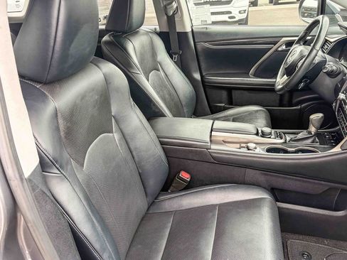 Used 2019 Lexus RX 350 FWD w/ Accessory Package image 38