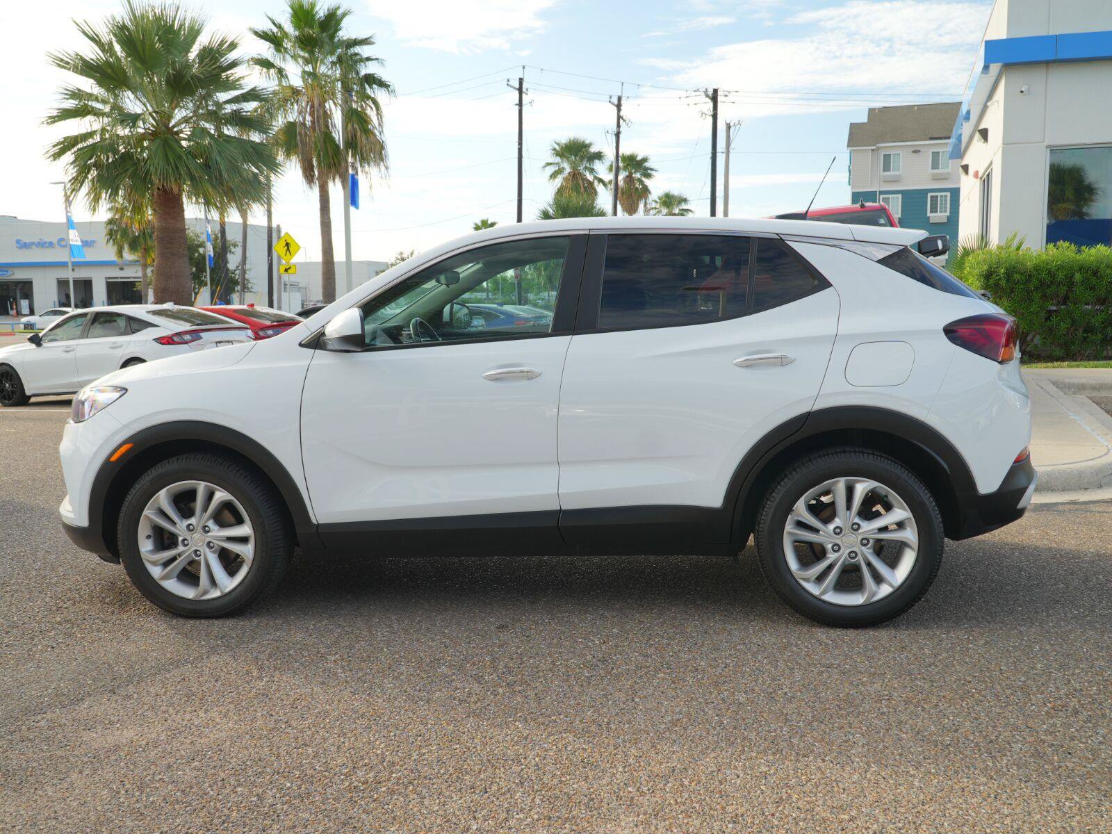 Used 2023 Buick Encore GX Preferred w/ Cold Weather Comfort Package FWD image 14