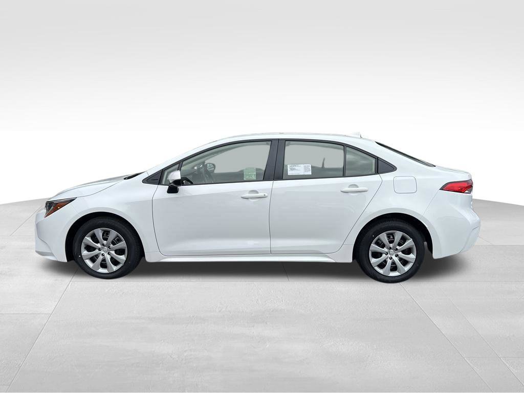 New 2027 Toyota Corolla LE FWD image 2