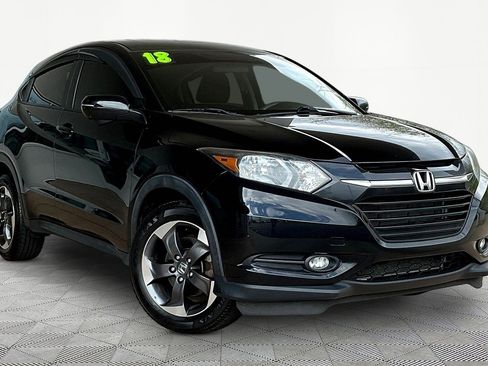 Used 2018 Honda HR-V EX image 3