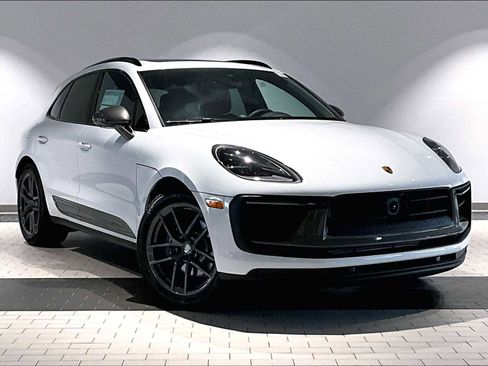 New 2026 Porsche Macan Turbo image 9