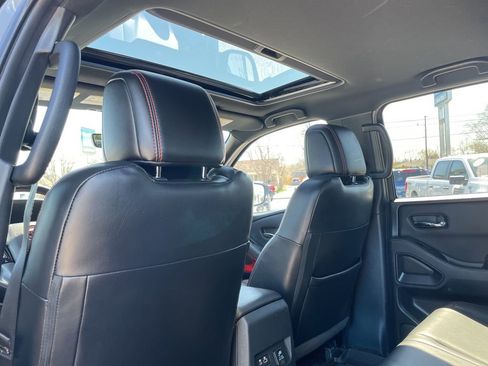 Used 2023 Nissan Frontier PRO-4X w/ Pro-4X Premium Package image 43