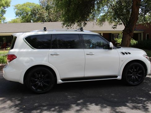 Used 2014 INFINITI QX80 4WD w/ Theater Package image 3