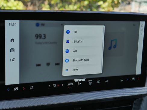 Certified 2025 Ford Explorer ST image 13