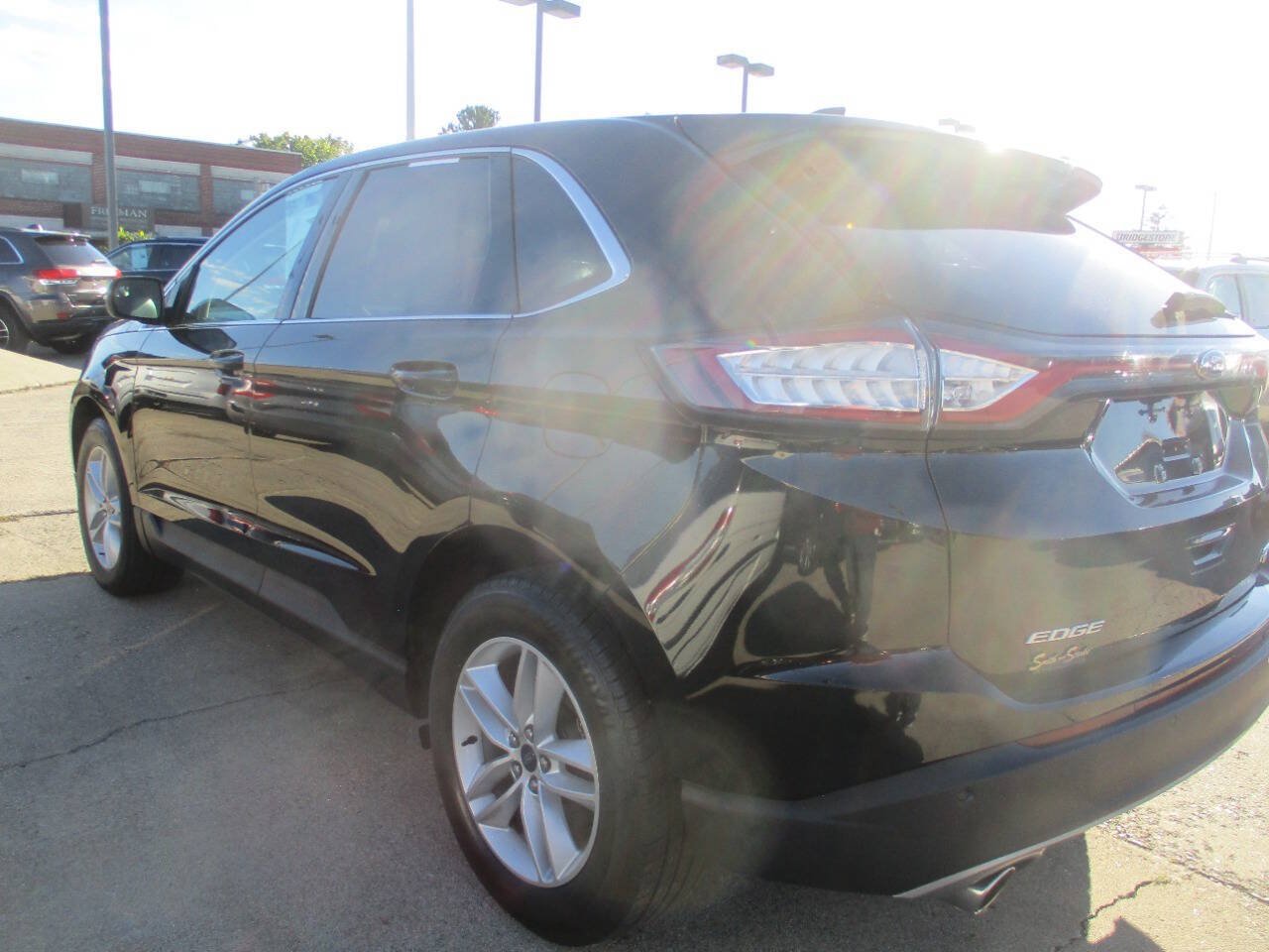 Used 2018 Ford Edge SEL w/ Equipment Group 201A AWD/4WD image 5