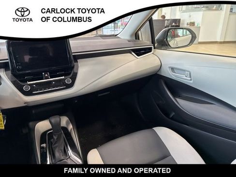 Used 2023 Toyota Corolla LE w/ Carpet Mat Package (TMS) FWD image 18