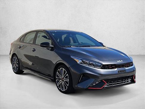 Used 2022 Kia Forte GT FWD image 3