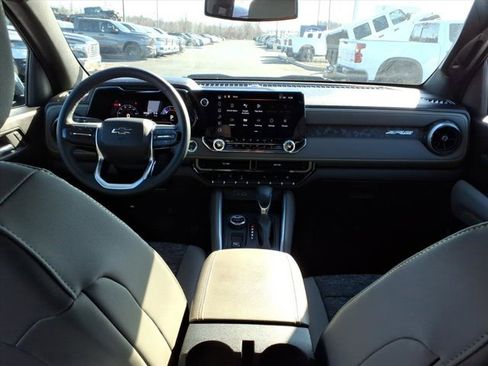 Used 2024 Chevrolet Colorado ZR2 image 8