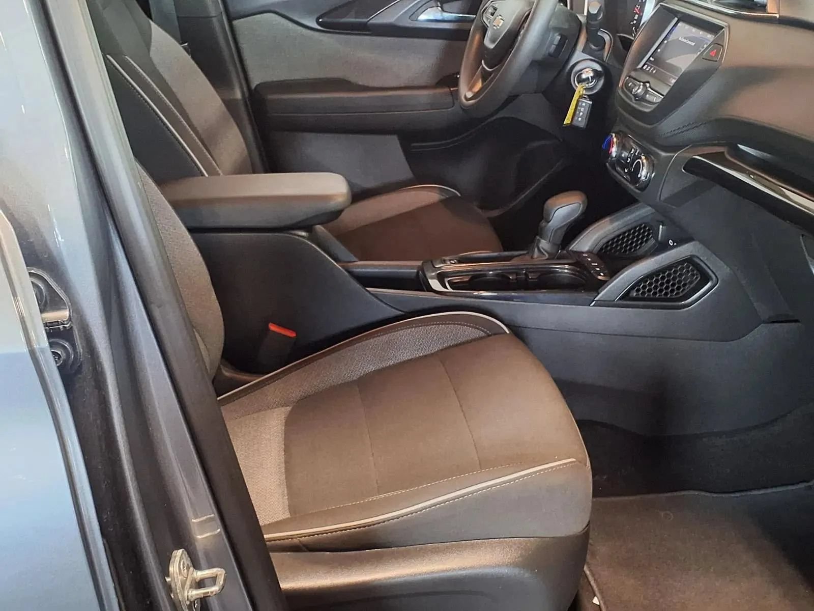 Used 2021 Chevrolet TrailBlazer LS AWD/4WD image 12