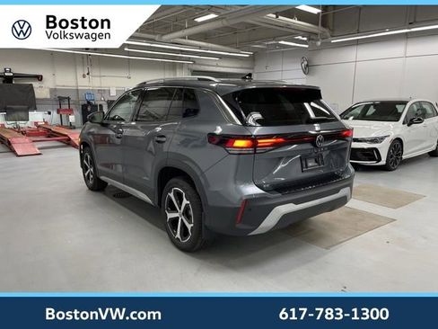 New 2026 Volkswagen Tiguan SE AWD/4WD image 2