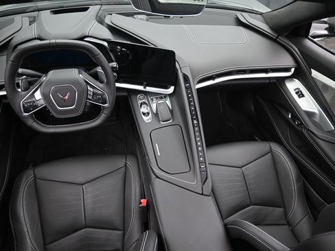 Used 2023 Chevrolet Corvette Stingray Premium Conv w/ Z51 Performance Package image 27