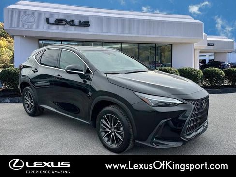 Used 2025 Lexus NX 250 FWD w/ Towing Package (2000 Lbs) image 7