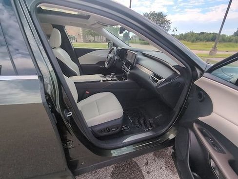 Used 2026 Lexus RX 350 Premium Plus w/ Convenience Package AWD/4WD image 3
