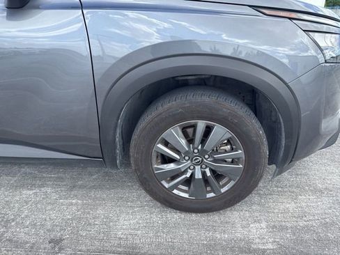 Used 2025 Nissan Pathfinder SV image 20