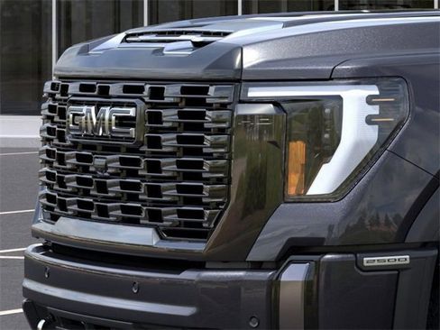 New 2025 GMC Sierra 2500 Denali Ultimate image 13