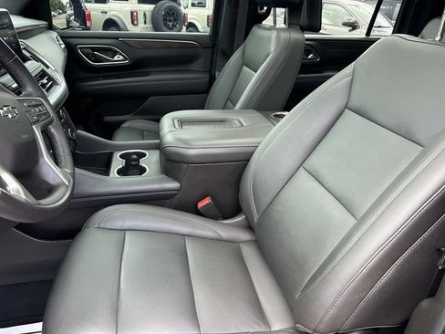 Used 2021 Chevrolet Suburban Z71 w/ Rear Media and Nav Package AWD/4WD image 28