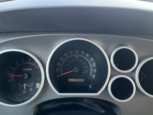 Used 2014 Toyota Sequoia SR5 image 22