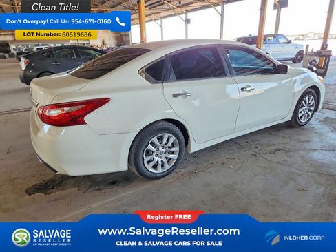 Used 2016 Nissan Altima 2.5 S w/ Power Driver Seat Package FWD image 4