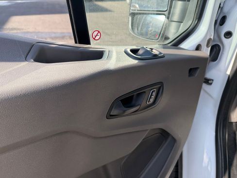 Used 2024 Ford Transit 250 Low Roof w/ Exterior Upgrade Package RWD image 15
