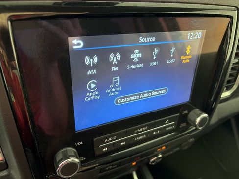 Used 2023 Nissan Frontier SV image 29