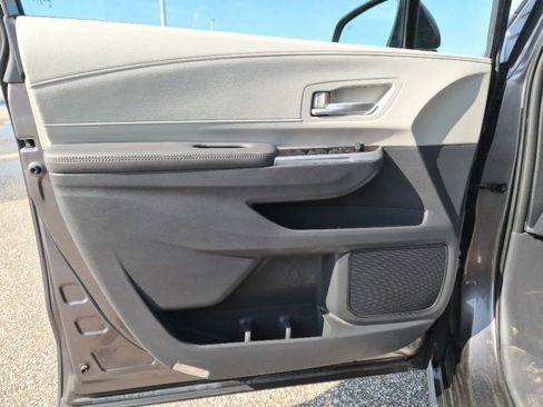 Used 2023 Toyota Sienna XLE image 13