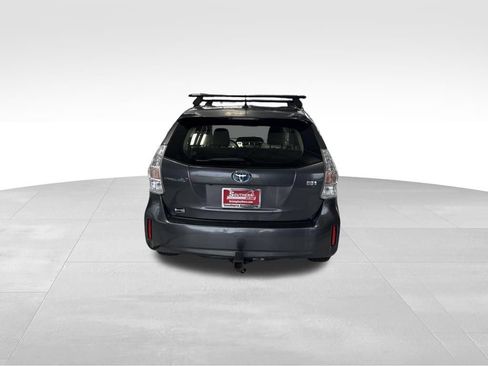 Used 2014 Toyota Prius V Three FWD image 4