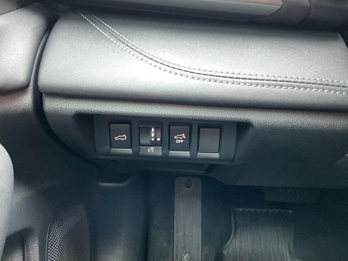 Certified 2025 Subaru Outback Limited w/ Popular Package #2 image 27