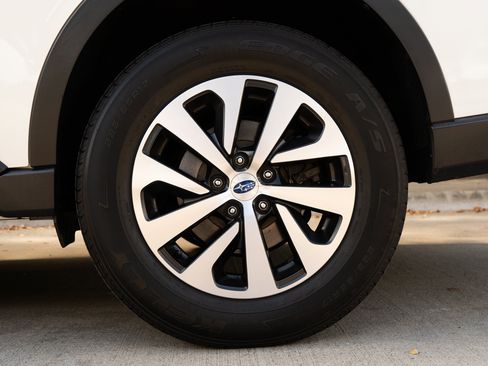 Used 2020 Subaru Outback image 15