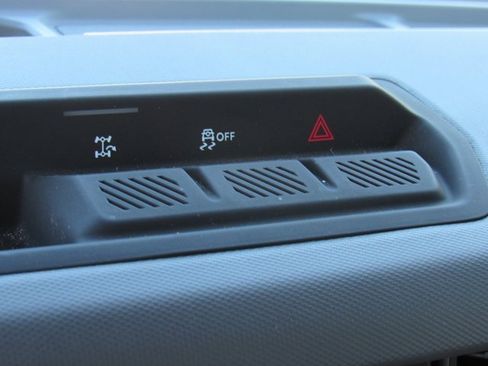 Used 2023 Ford Bronco Big Bend image 18