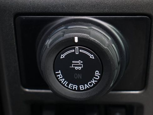 Used 2017 Ford F150 Raptor w/ Equipment Group 802A Luxury image 37