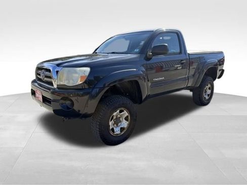 Used 2010 Toyota Tacoma 4x4 Regular Cab image 7