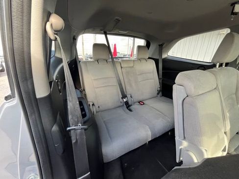 Used 2017 Honda Pilot LX image 33