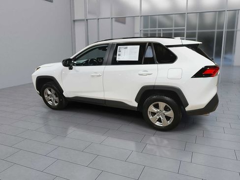 Used 2023 Toyota RAV4 LE AWD/4WD image 6