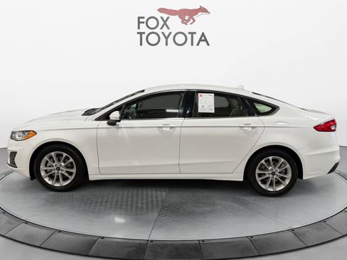 Used 2020 Ford Fusion SE FWD image 3