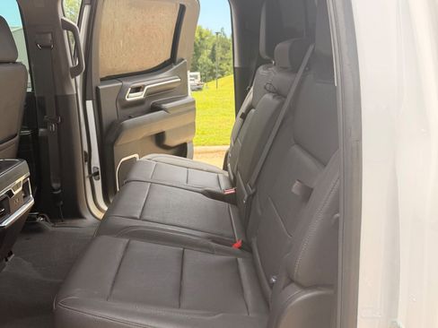 Used 2024 GMC Sierra 1500 SLT w/ SLT Premium Plus Package AWD/4WD image 23