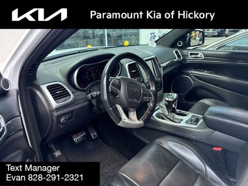 Used 2016 Jeep Grand Cherokee SRT AWD/4WD image 12