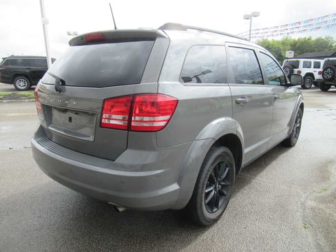 Used 2020 Dodge Journey SE w/ SE Popular Equipment Group image 7