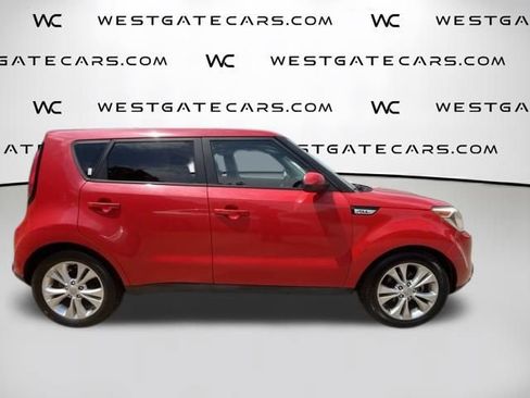Used 2015 Kia Soul + FWD image 5