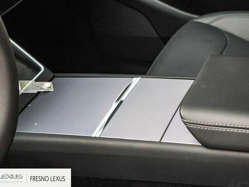 Used 2026 Tesla Model Y 2WD image 19